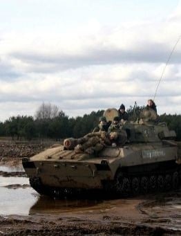 Przejażdżka Gąsienicową Haubicą Samobieżną 2s1 Goździk