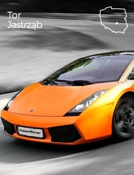 Lamborghini w dynamicznym kadrze na torze