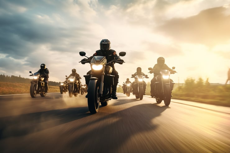 grupa motocyklistów