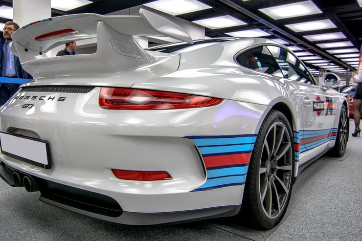 Porsche 911 GT3 ze spojlerem, ujęcie tyłem