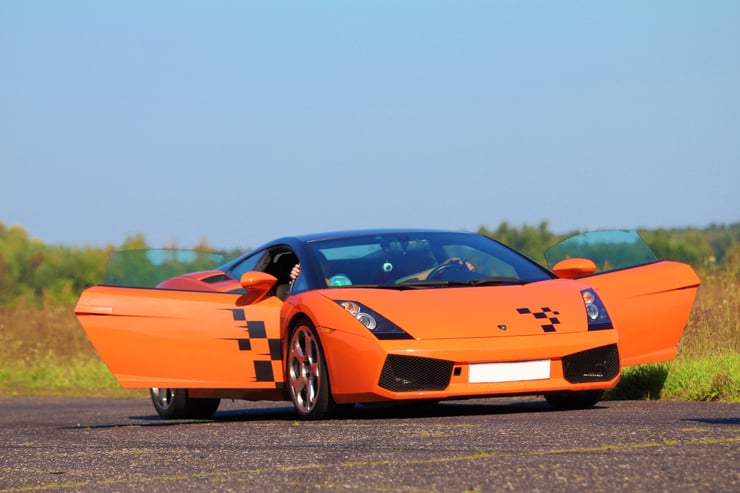 jazda lamborghini gallardo za kierownicą