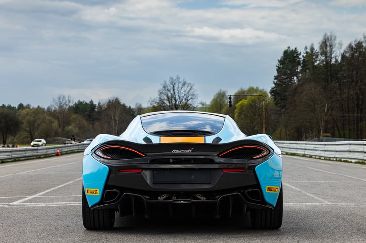 mclaren 570gt tył