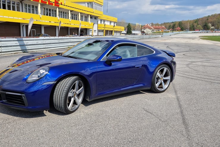 sportowe porsche 911